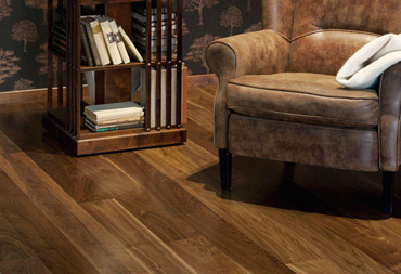 Лаковое покрытие паркетной доски